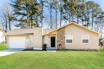 3026 Gwinnstone Cir Snellville, GA 30078